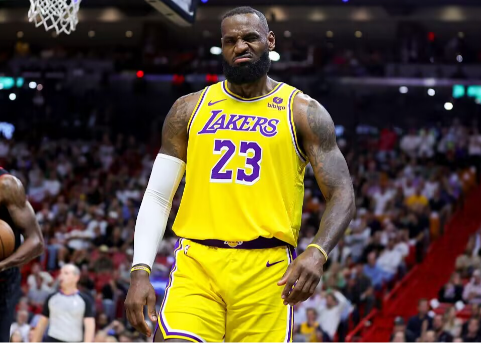 Skip：詹姆斯对戒指论嗤之以鼻，他试图瓦解乔丹的史上最佳论证