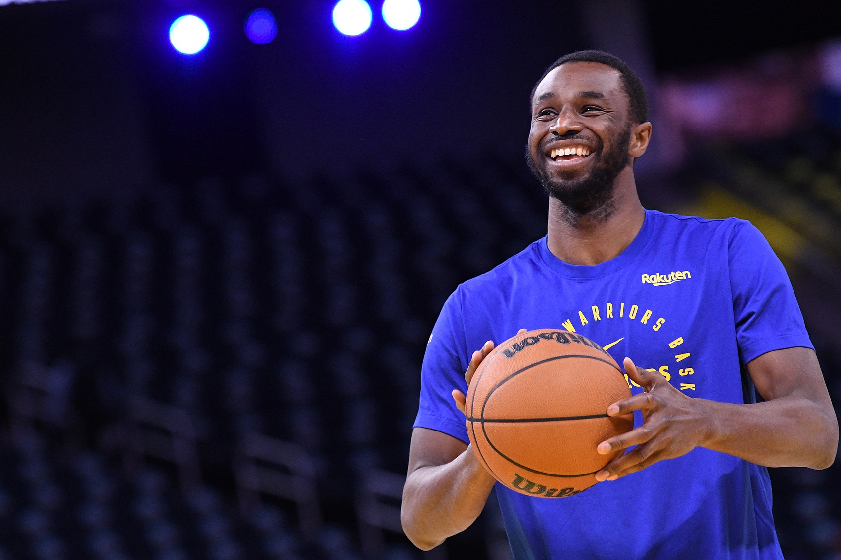 开云登录网址入口-😭潜在的库明加交易中 维金斯不太可能被送回勇士