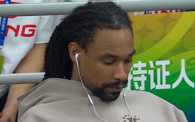 开云网站-要更换外援吗？杜锋给出答案，广东在等一个人，萨林杰疑似被裁了