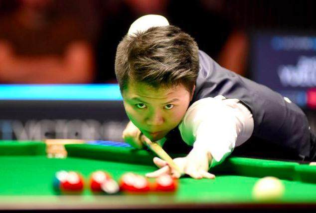 世锦赛资格赛陈子凡逆转 周跃龙赢内战晋级决胜轮